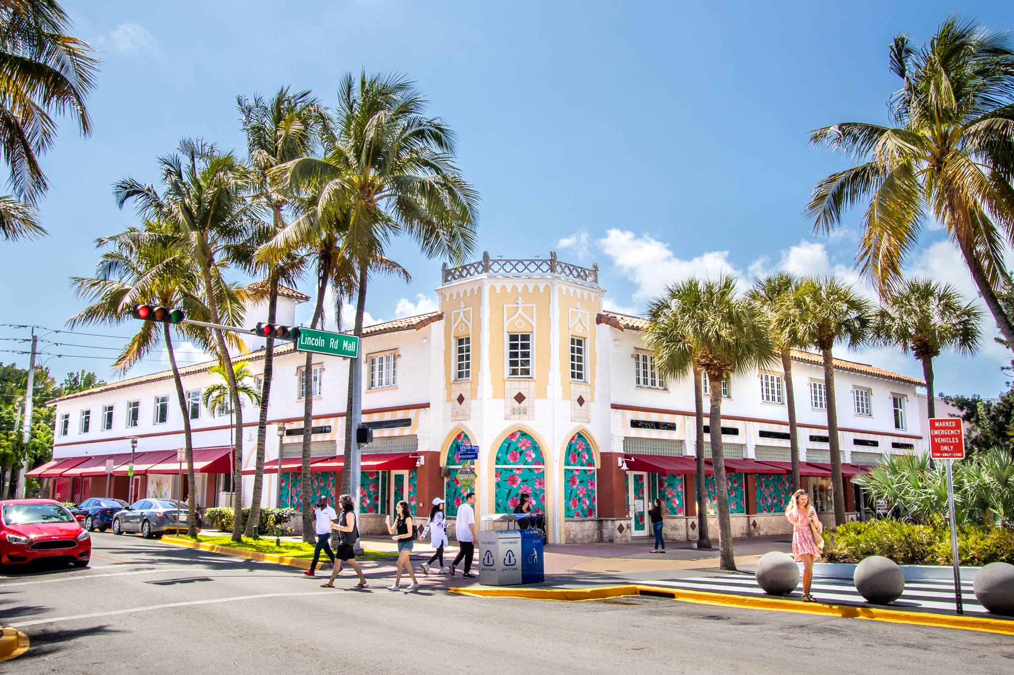 skechers lincoln road