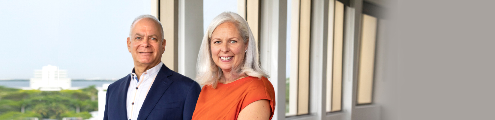 ABOUTrev-TopImage_2-3